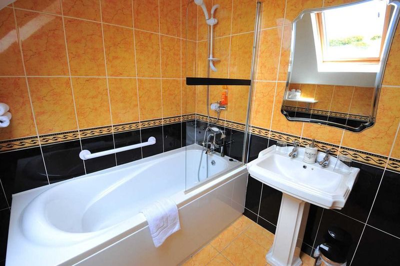Ocean Breeze Bed & Breakfast Donegal Town Ngoại thất bức ảnh